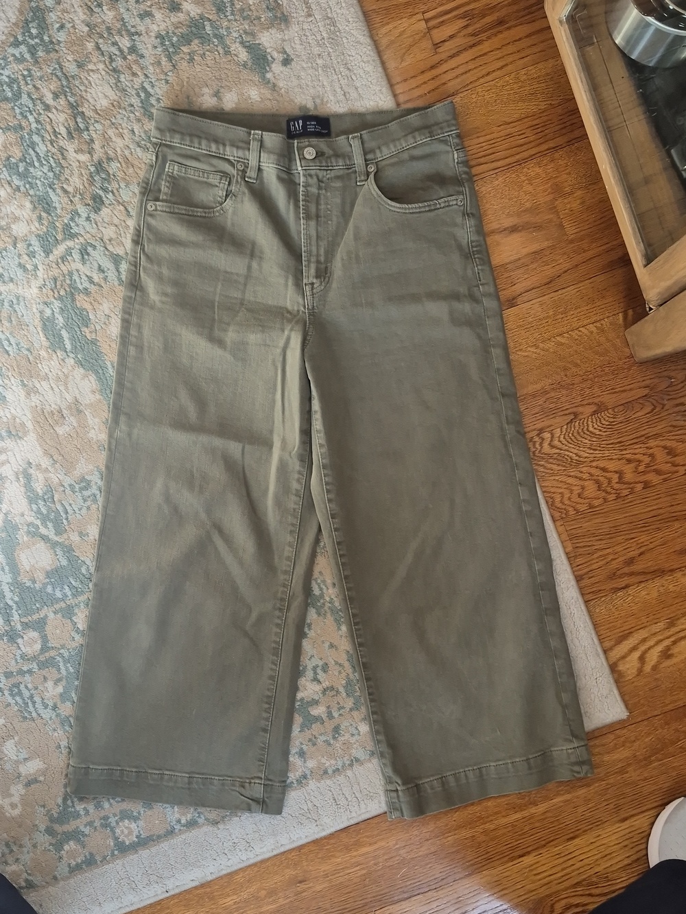 GAP Wmns Sz 10 Wide Leg Crop Jeans NWOT